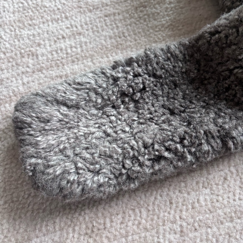 Restoration Hardware Plush Gray Faux Fur Accessory - Picture 3 of 12
